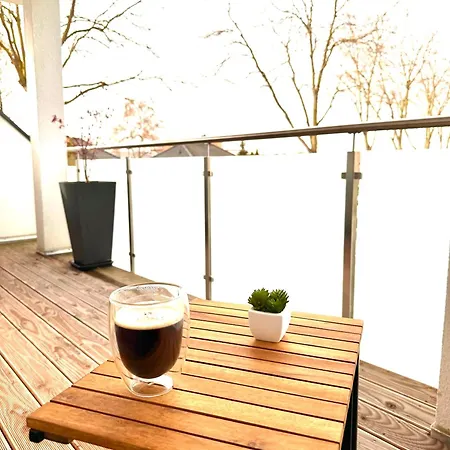 Moderne Luxurioese Neubauwohnung *